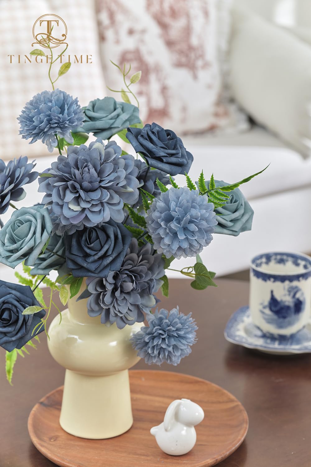 TINGE TIME hand holding bouquet showing scale and craftability