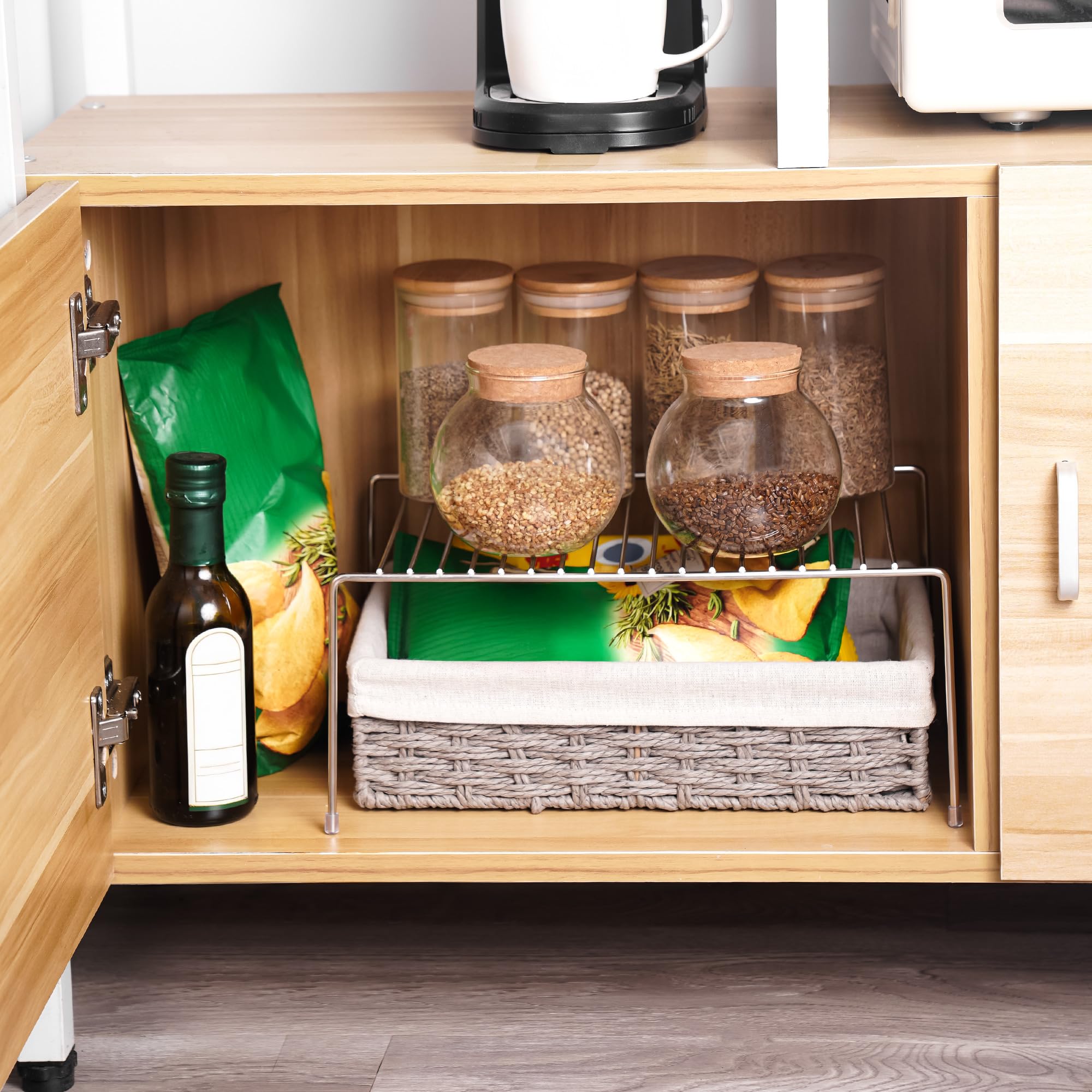 Tomorotec shelf fully extended demonstrating adjustable length convenience