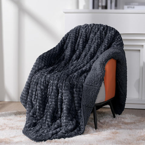 Topblan queen size blanket front view showing cozy coverage and even pressure