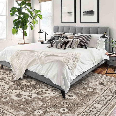 TOPRUUG rug placed in living room demonstrating cozy look and layout benefit