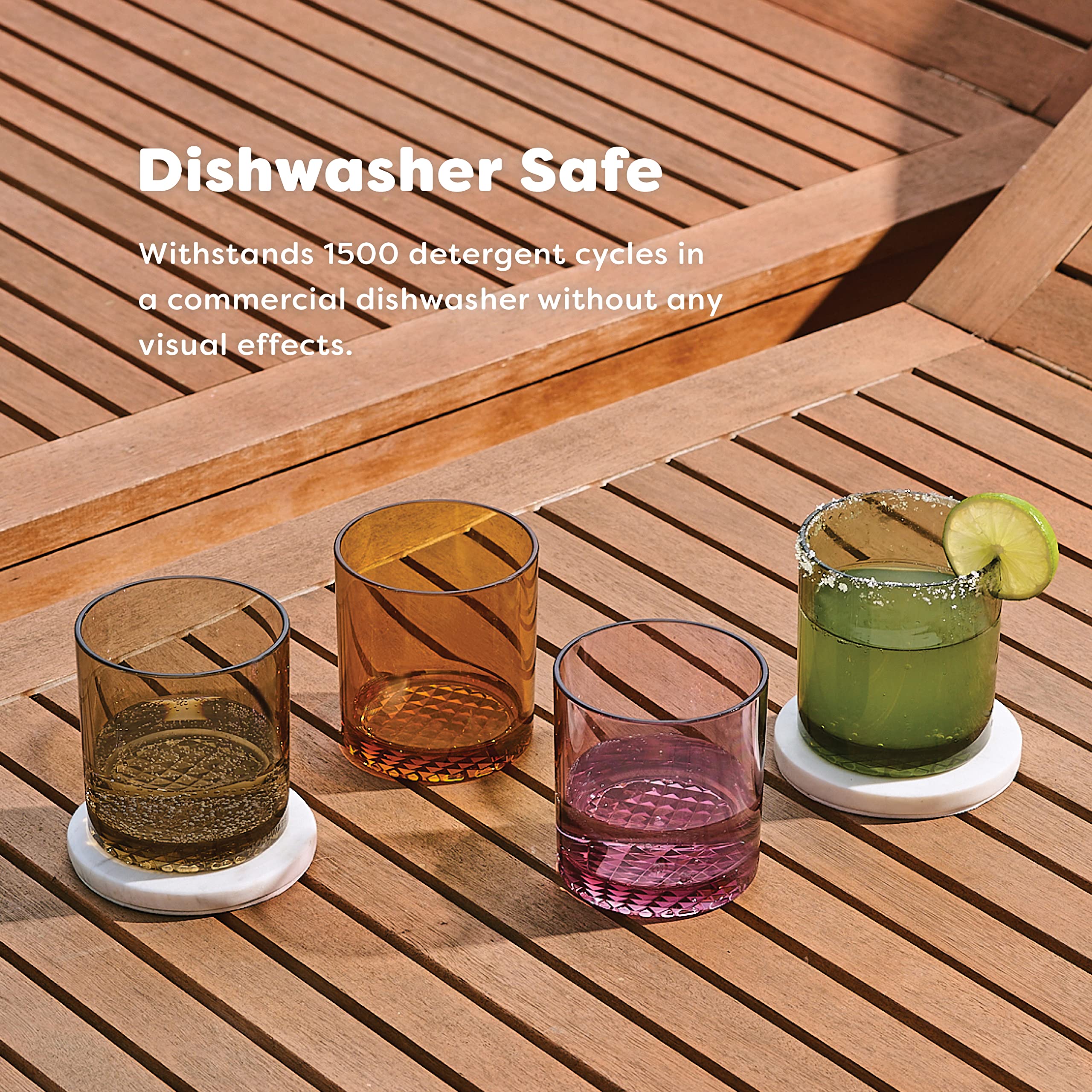 TOSSWARE tumbler with whiskey cocktail showcasing clarity and drink presentation