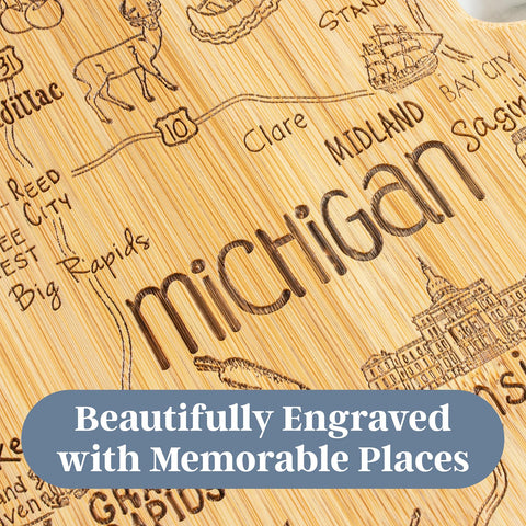 Totally Bamboo smooth reverse side of mitten board for slicing and easy prep