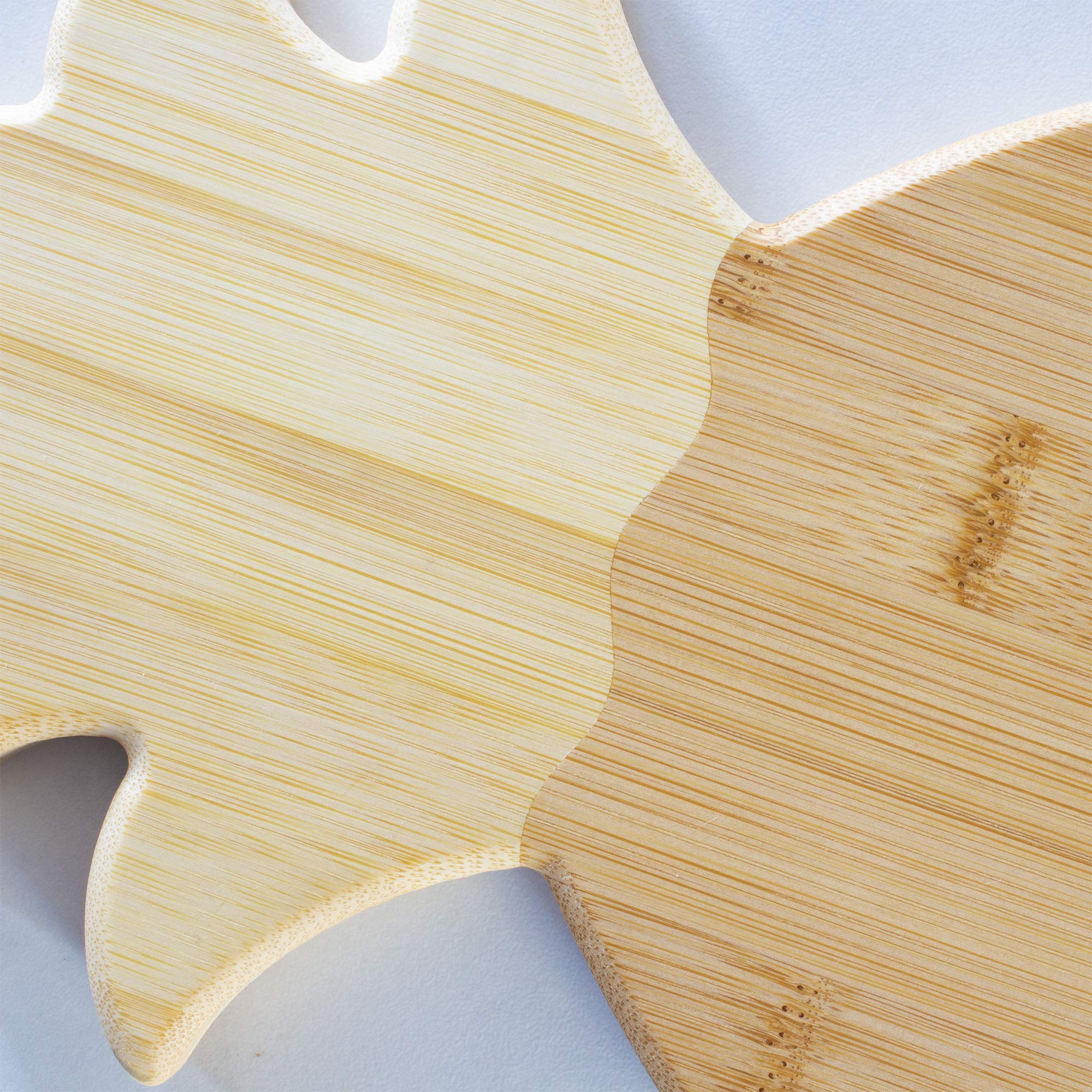Totally Bamboo edge and thickness close-up showing sturdy cutting surface