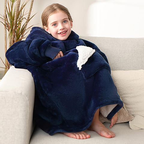 Touchat kangaroo pocket detail holding a remote and keeping hands warm