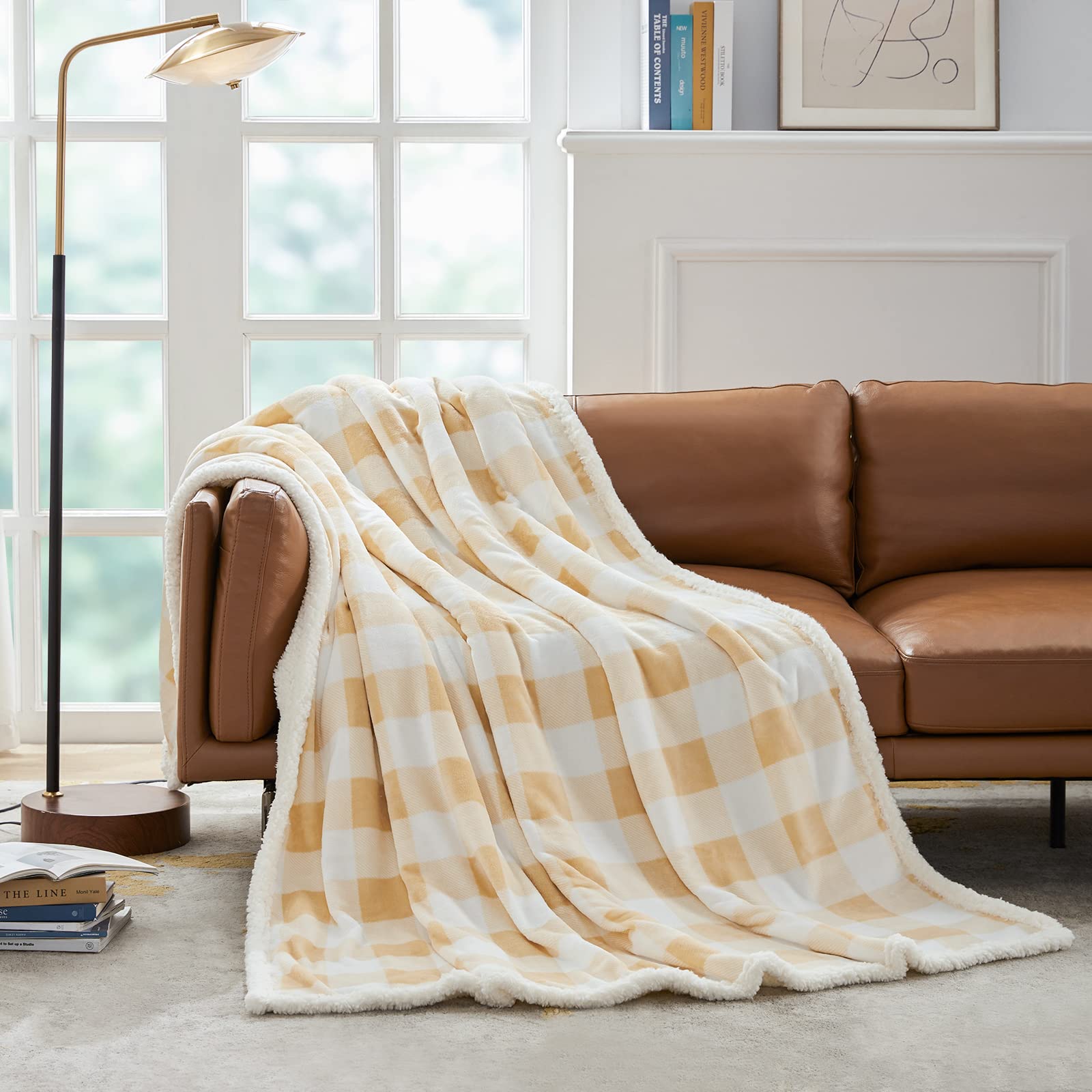 Touchat lifestyle outdoor picnic shows portable warmth and style