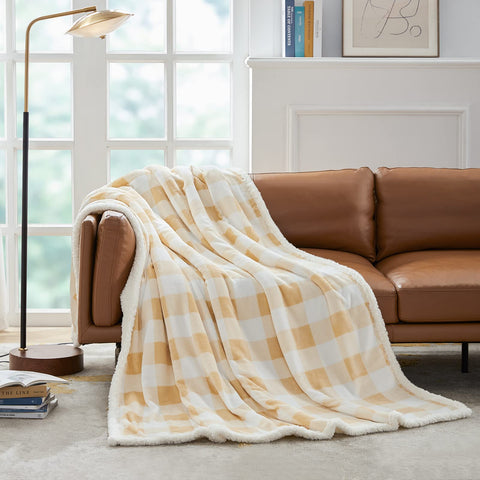 Touchat lifestyle outdoor picnic shows portable warmth and style