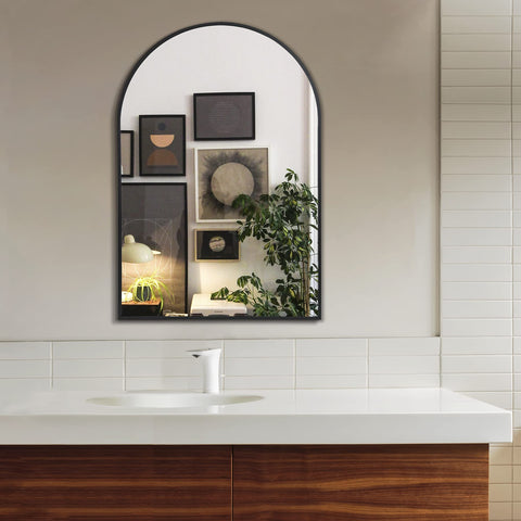 TRAHOME mirror in entryway styling that enhances light and decorative appeal