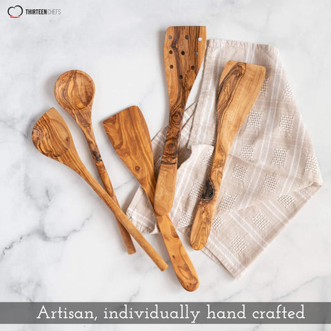 Thirteen Chefs Tramanto round spoon bowl showing smooth scoop for serving