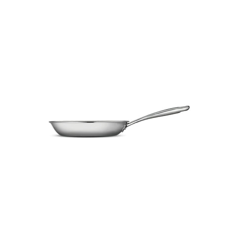 Tramontina close-up of riveted ergonomic handle for secure grip and confident handling