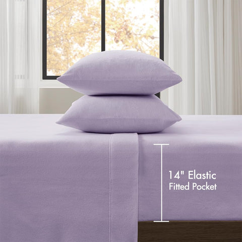 True North by Sleep Philosophy elastic edge detail demonstrating full-wrap fit that prevents slipping