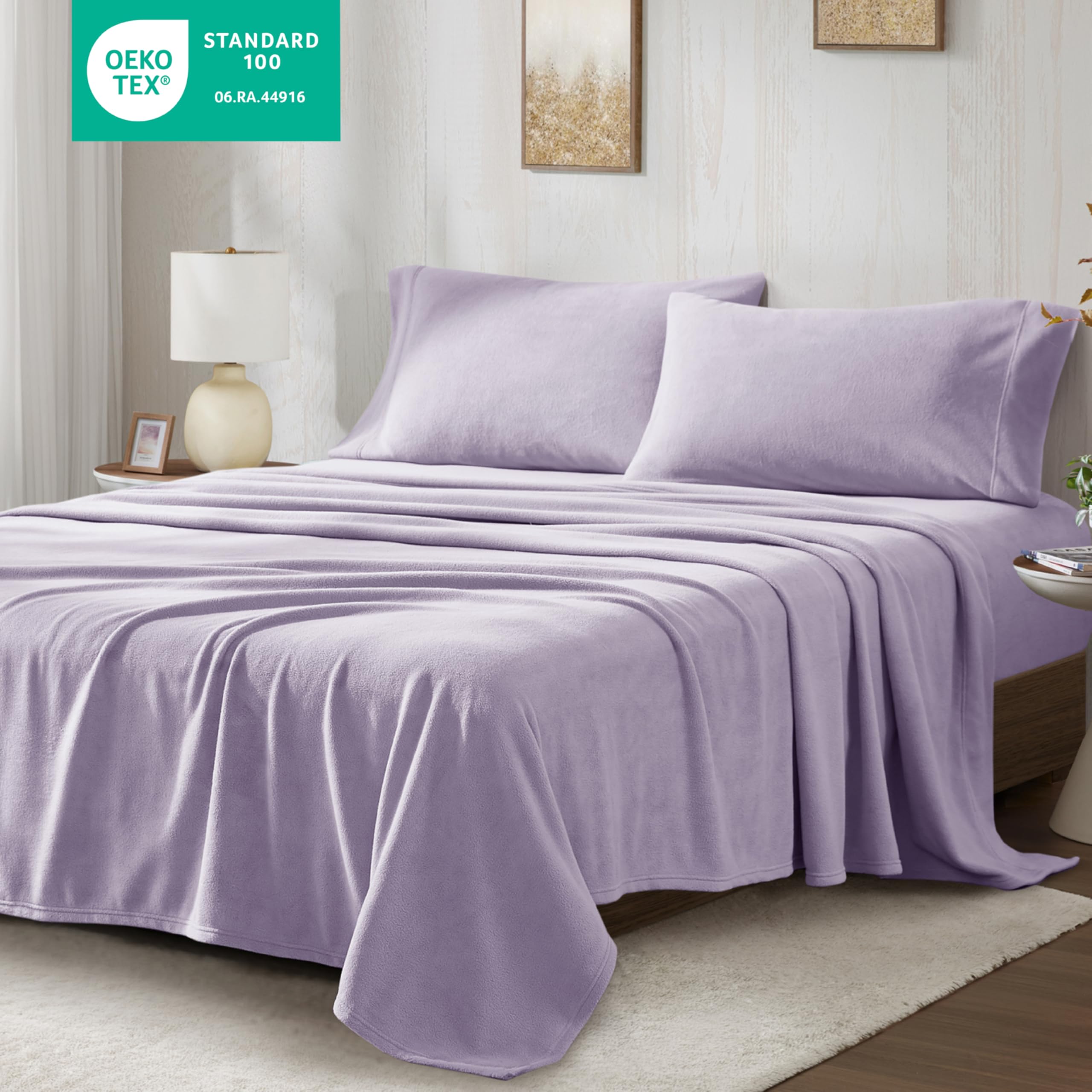 True North by Sleep Philosophy close-up of fitted sheet edge showing snug elastic for secure fit
