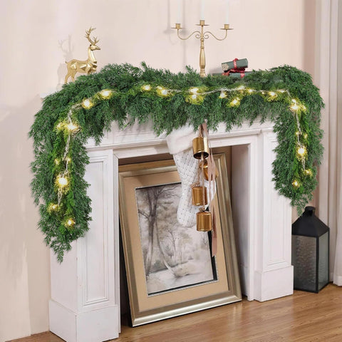 Tulvend garland scale with hands demonstrating length and fullness
