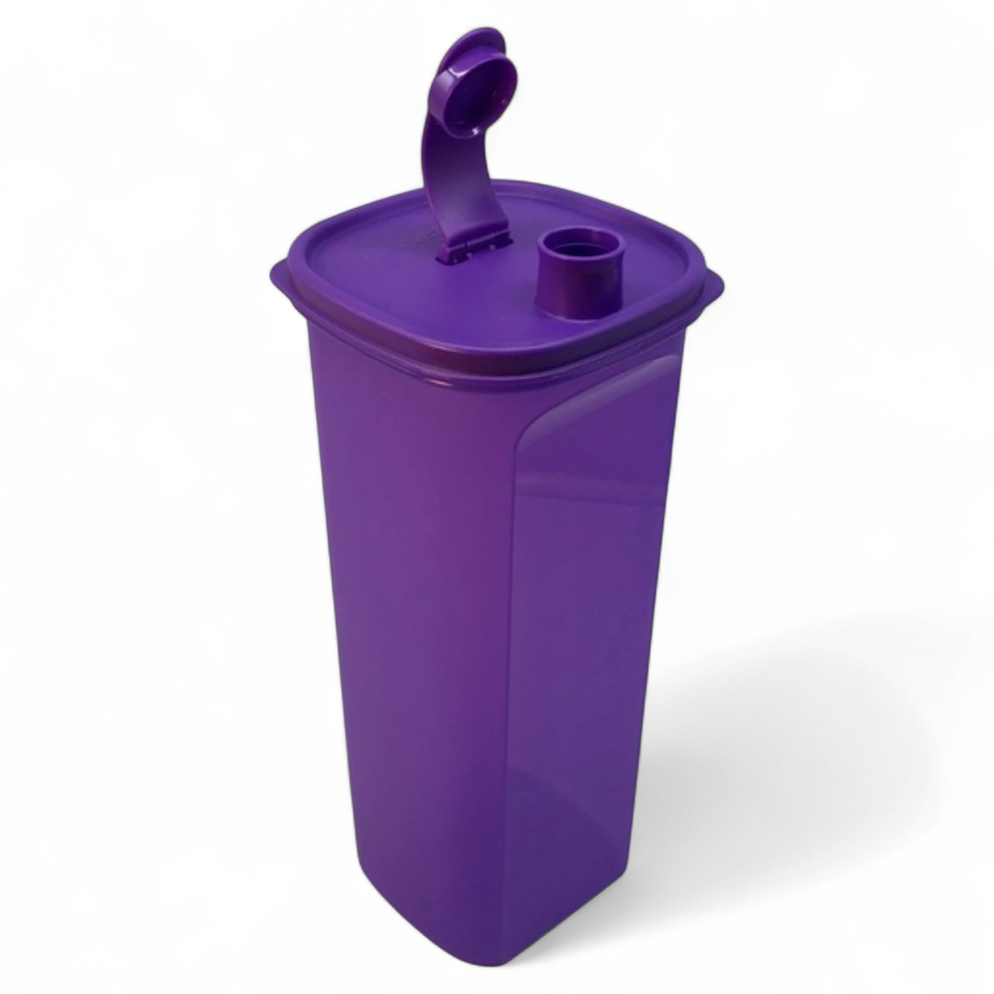 Tupperware grape purple placed in refrigerator door, saves fridge space benefit