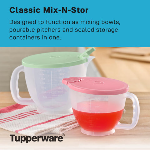 Tupperware close-up of 1L pitcher markings, precise measuring benefit