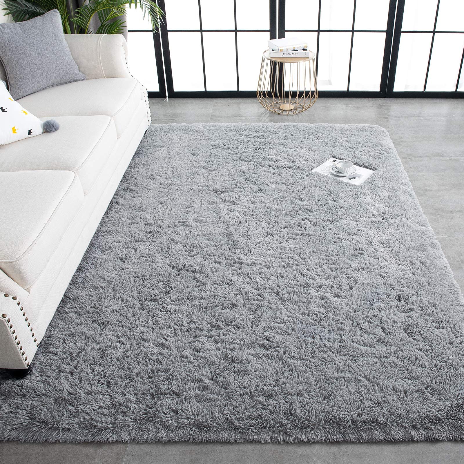 TWINNIS layout comparing rug size against furniture for easy scale choice