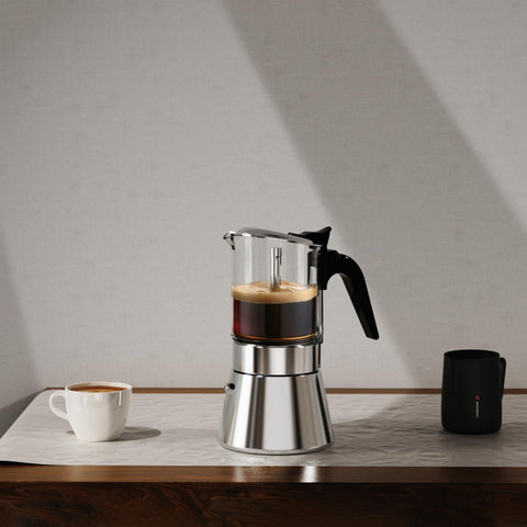 TWOCE SIXAQUAE in use on an induction cooktop, shows compatibility and even heating benefit