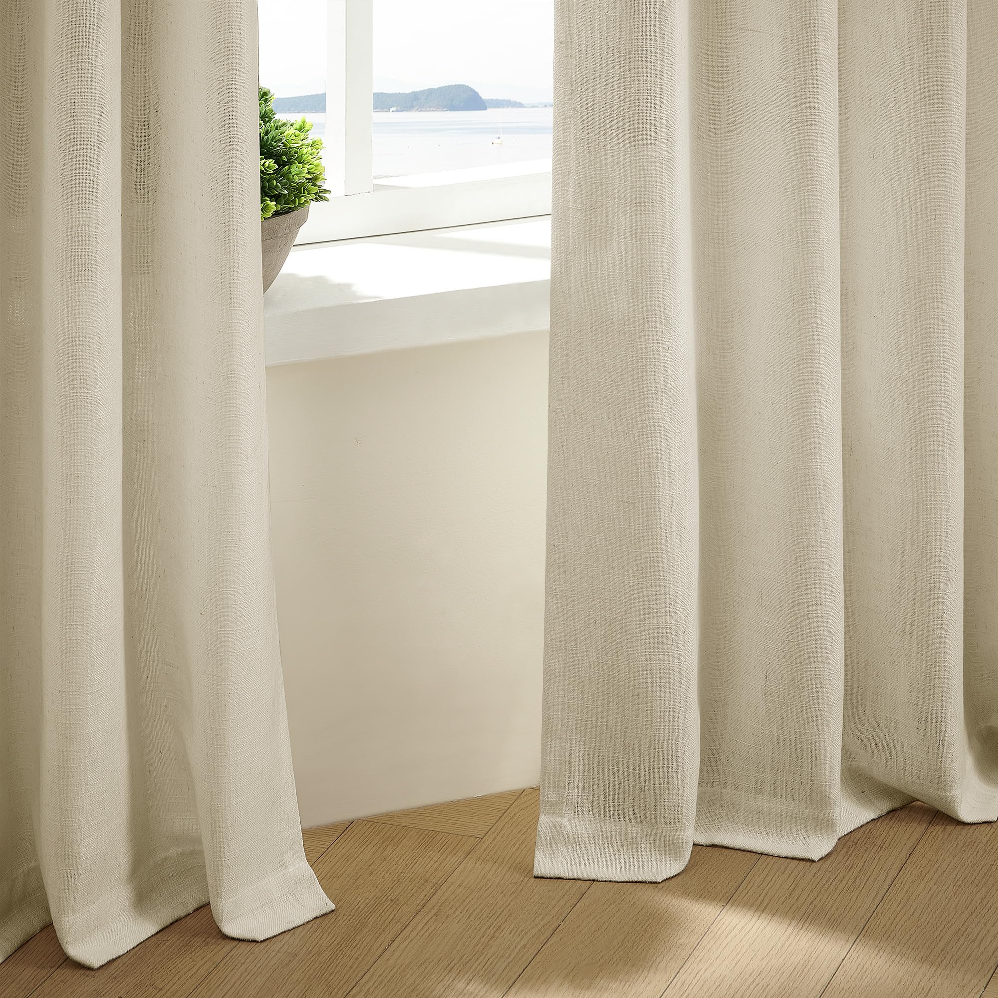 TWODRAPES back-tab hanging option showing hidden rod and clean finish