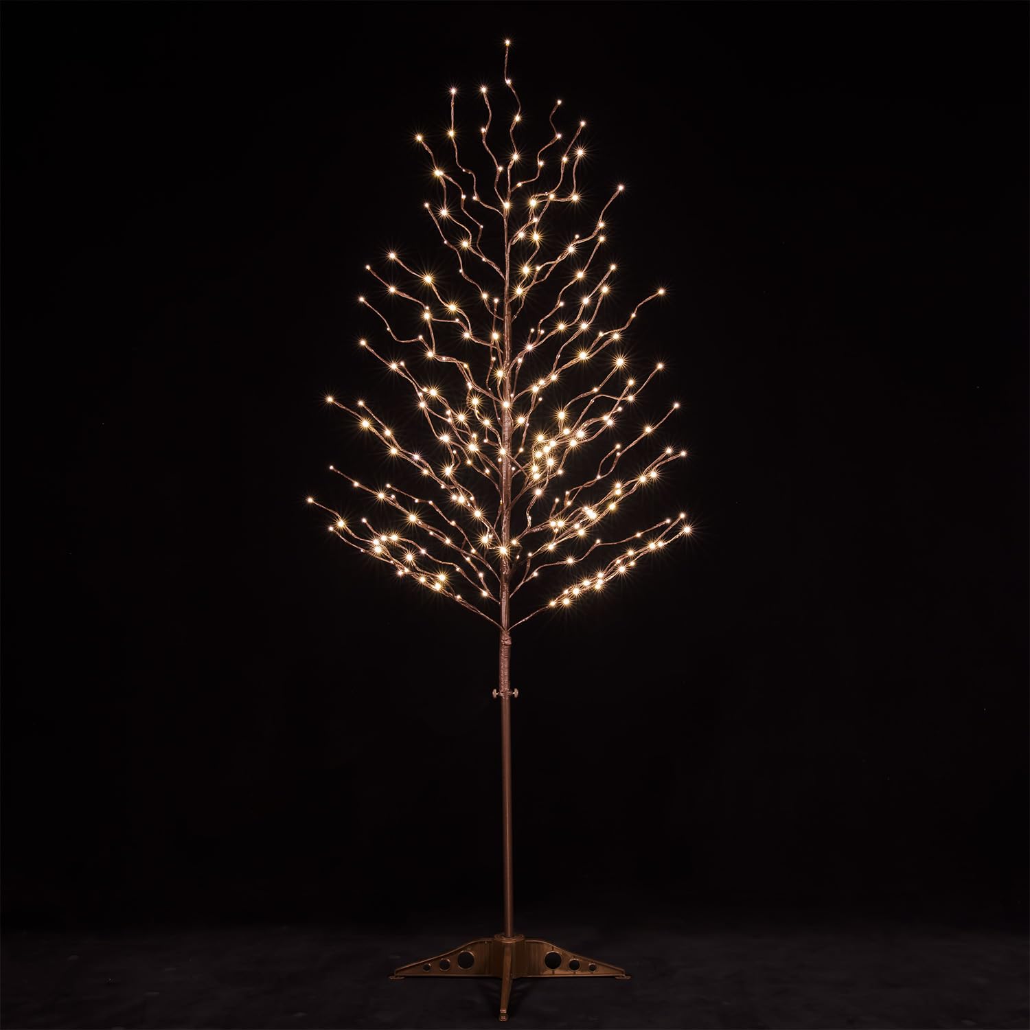 TYBEEU trees disassembled and packed showing easy storage and portability benefit