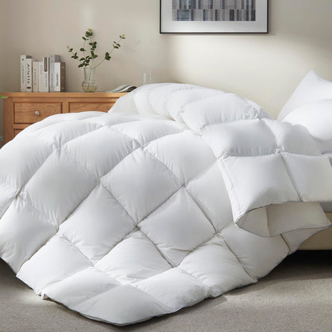 Ubauba front view comforter showing full queen coverage and plush look