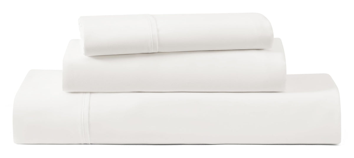 UGG Hedi front view showing white sheet set and neat packaging benefit: easy styling