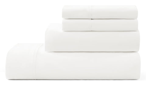 UGG Hedi front packaging showcasing set contents and luxury look