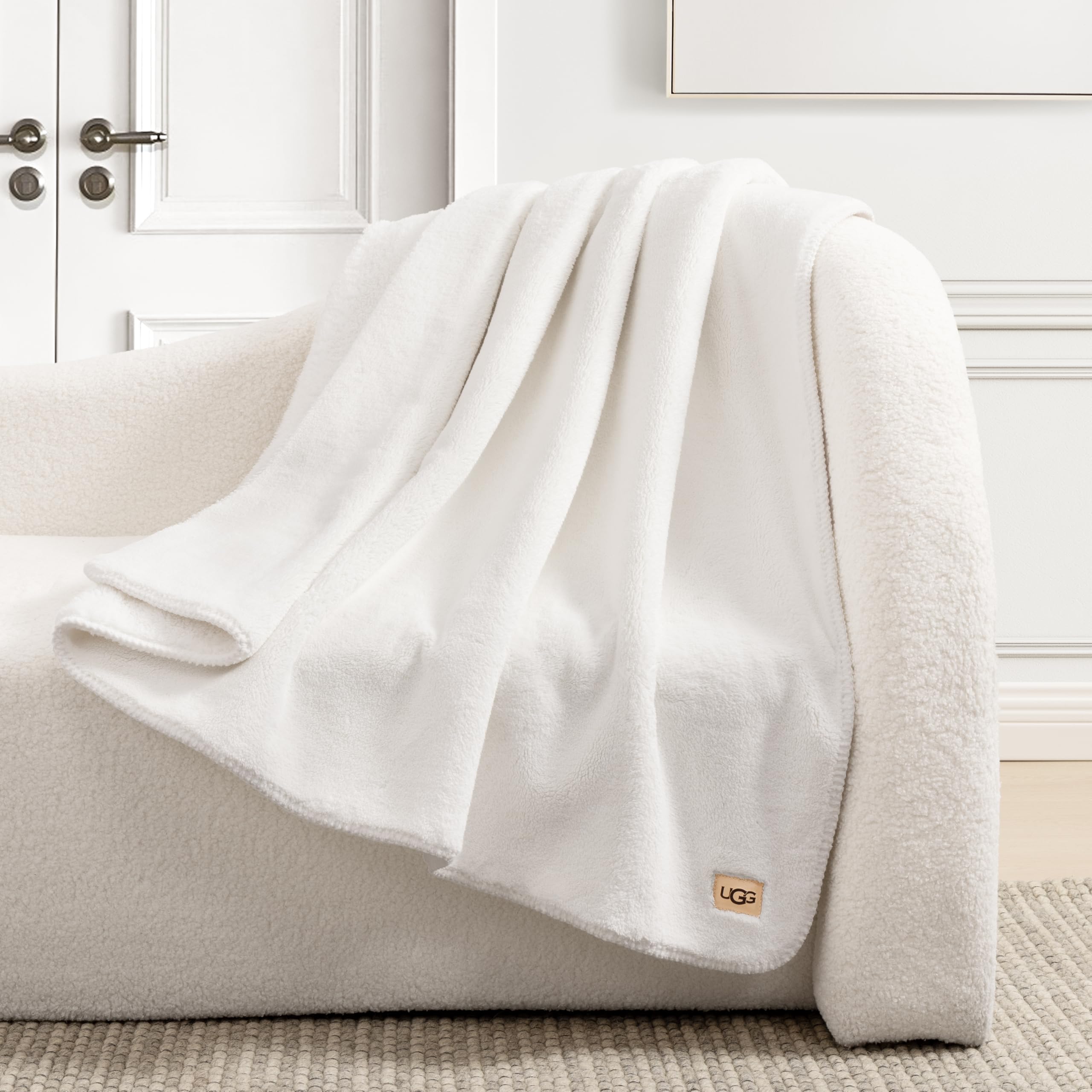 UGG whitecap edge stitch detail showing neat finish and durability