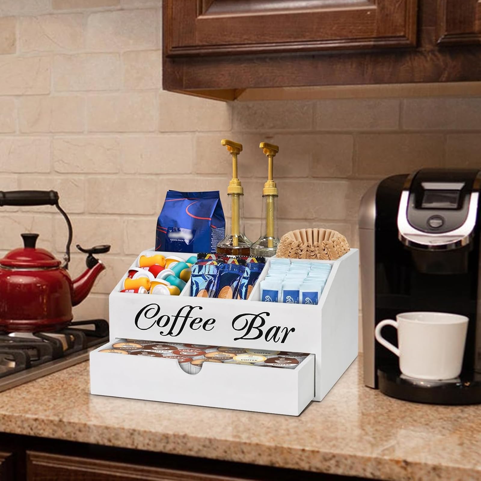 ugiftt wood grain and food-safe finish detail showing durable, odor-free surface