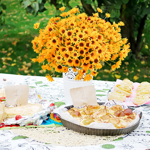 Uieke outdoor patio display with UV-resistant blooms, long-lasting color benefit