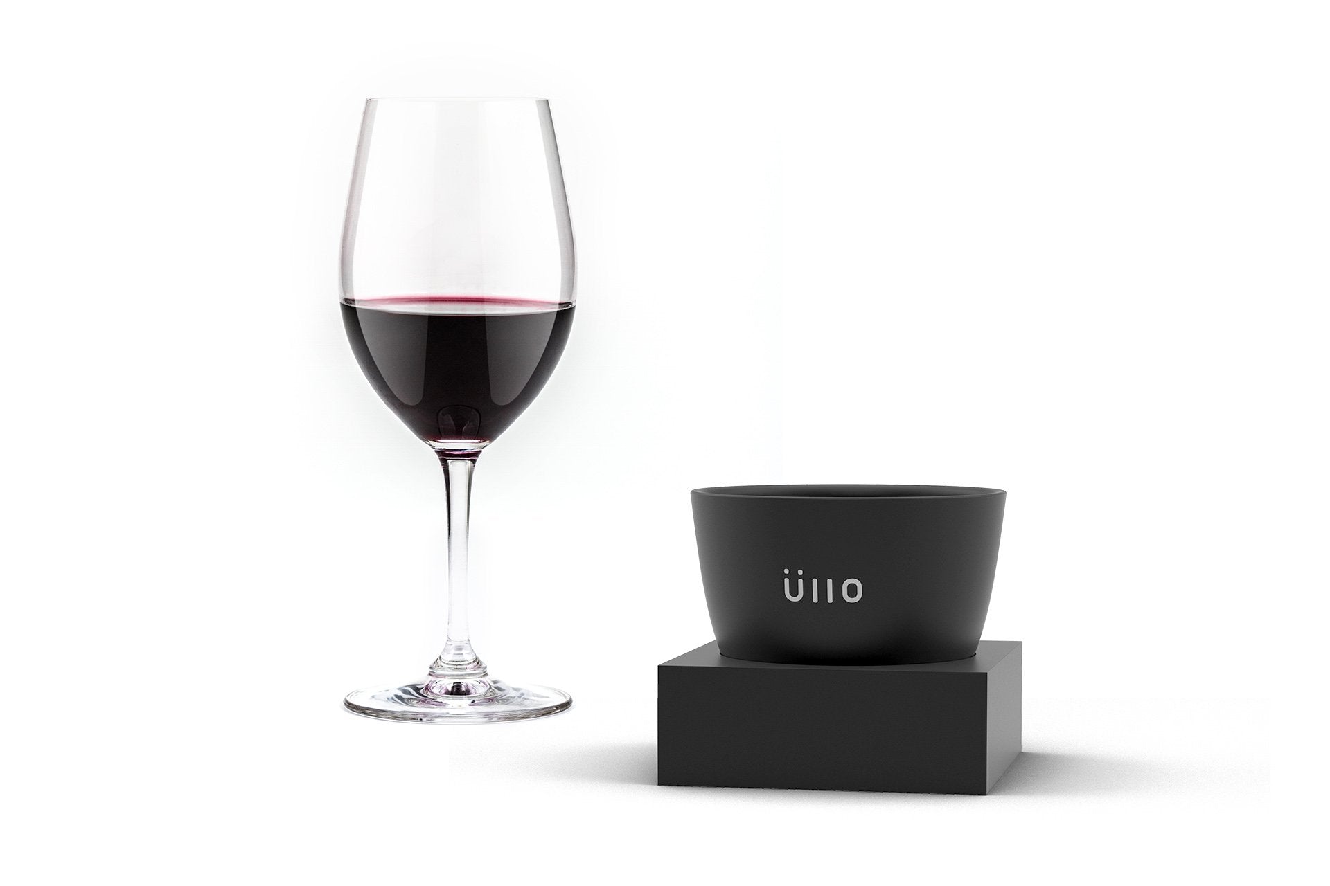 Üllo aerator switch detail illustrating on/off control for tailored aeration