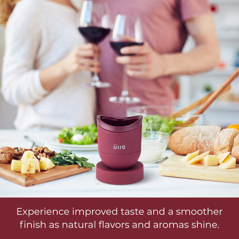 Üllo Open lid used as drip-catcher keeping surfaces clean while serving wine