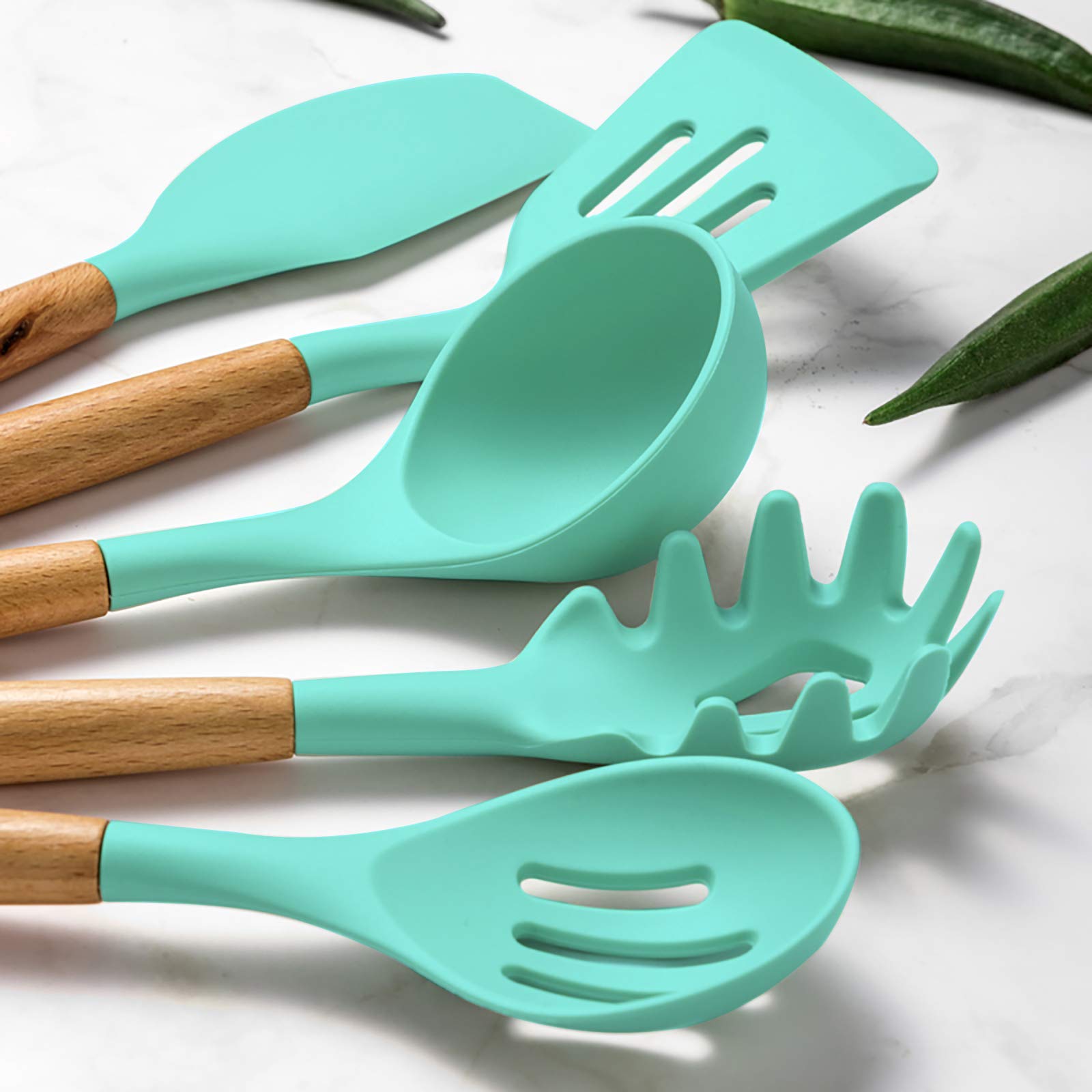 Umite Chef wooden handle detail highlighting grain and comfortable heat-resistant grip