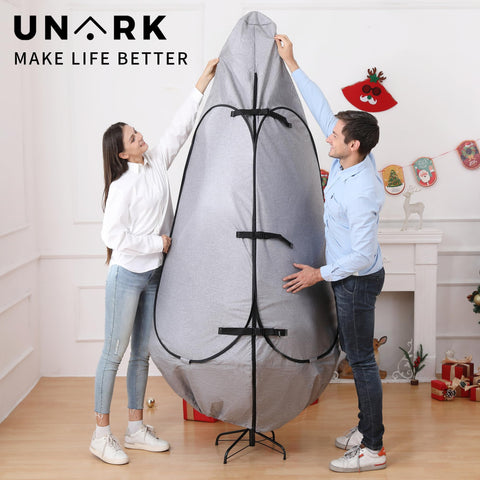 UNARK zipper and clip detail demonstrating secure, quick closure