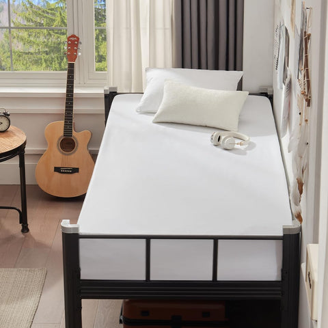 UNILIBRA fitted protector on Twin XL mattress demonstrating secure fit benefit