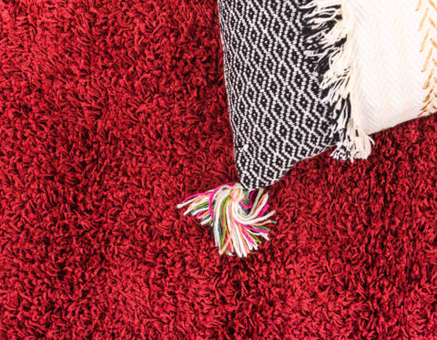 Unique Loom next to bed illustrating morning-step comfort benefit
