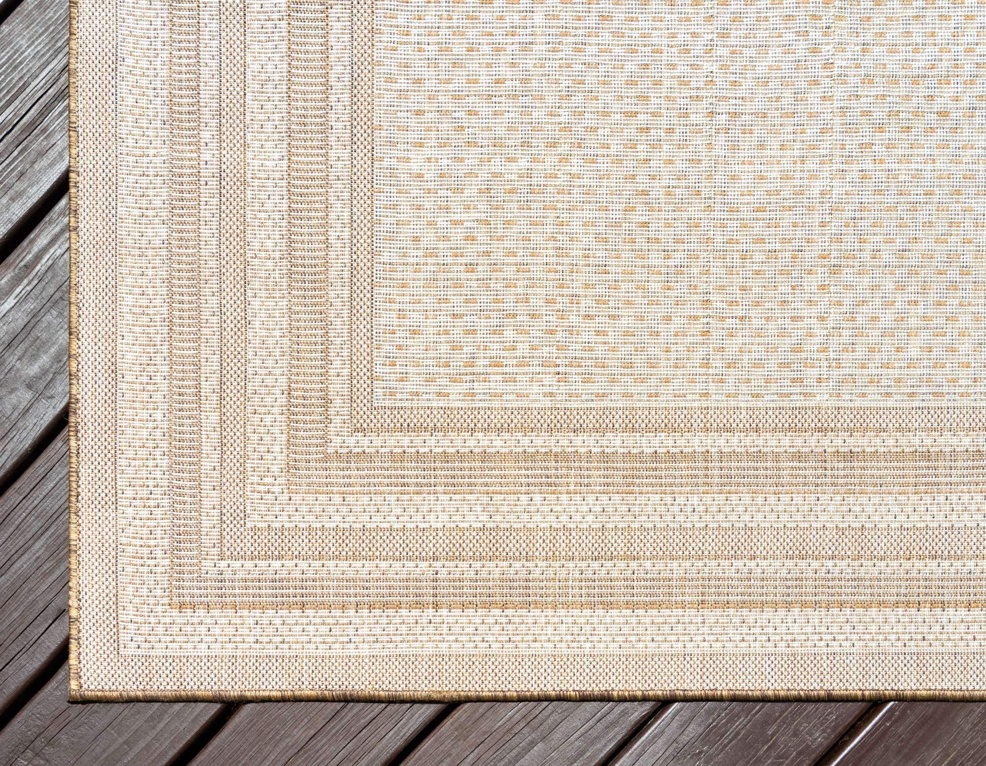 Unique Loom material swatch and label showing fiber and care information benefit