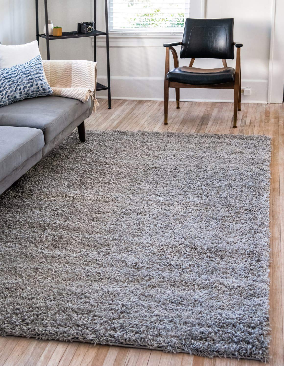Unique Loom front view of cloud gray rug showing full rectangle and soft appeal
