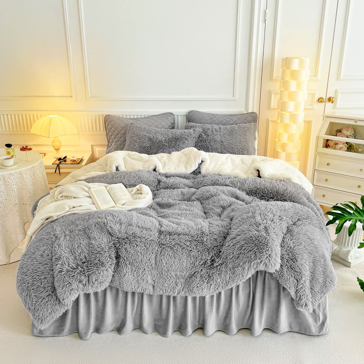 UOZZI BEDDING front view of gray faux fur comforter showing plush look and cozy warmth