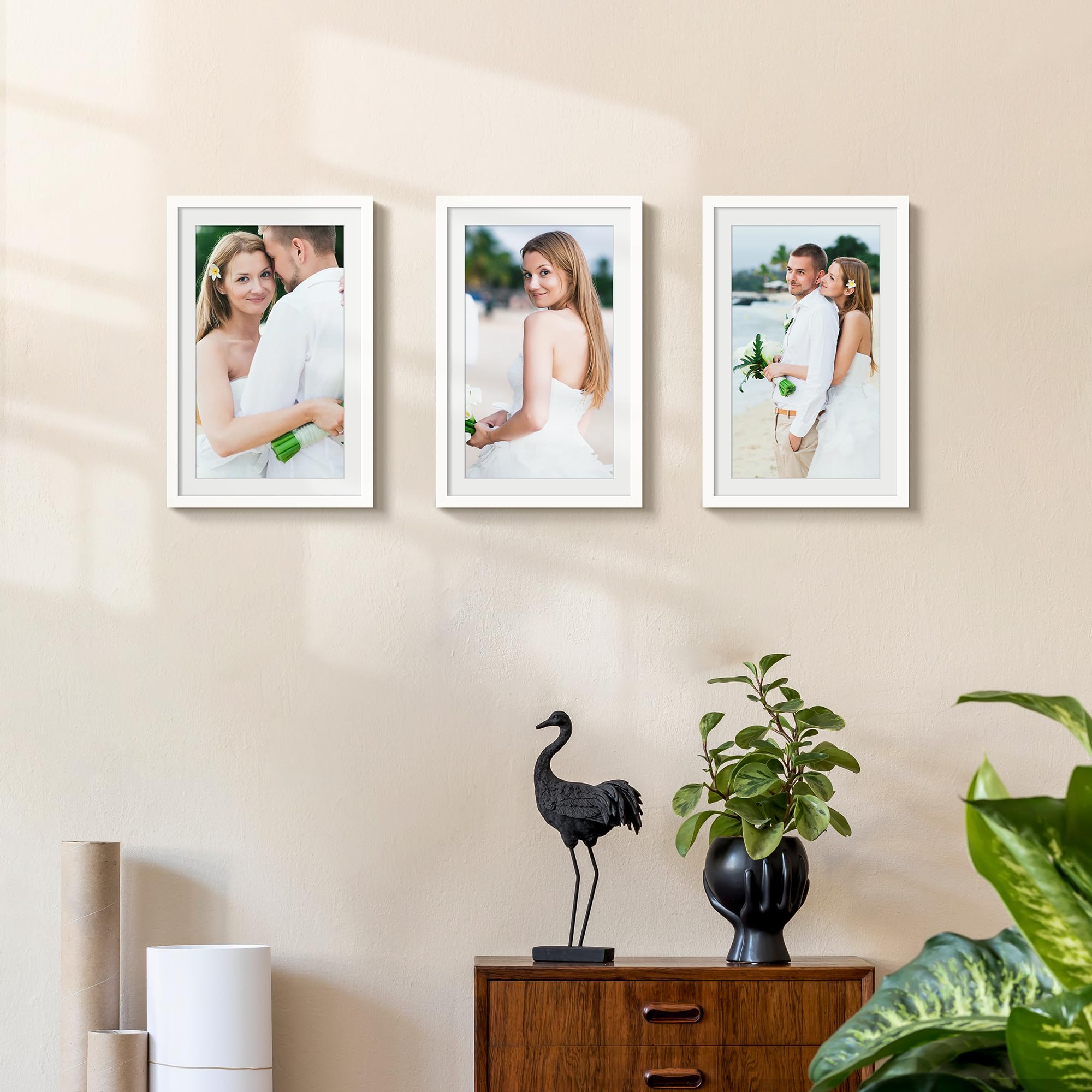 upsimples close-up of frame corner and finish highlighting sturdy lightweight construction