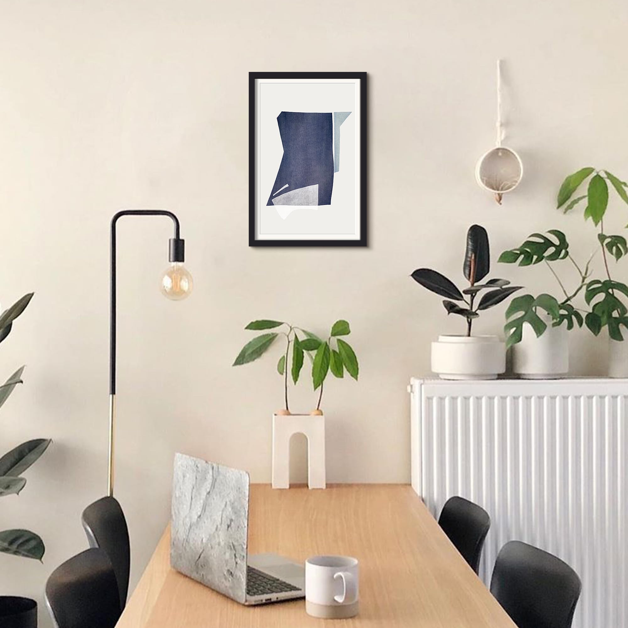 upsimples corner detail highlighting frame construction and durable finish