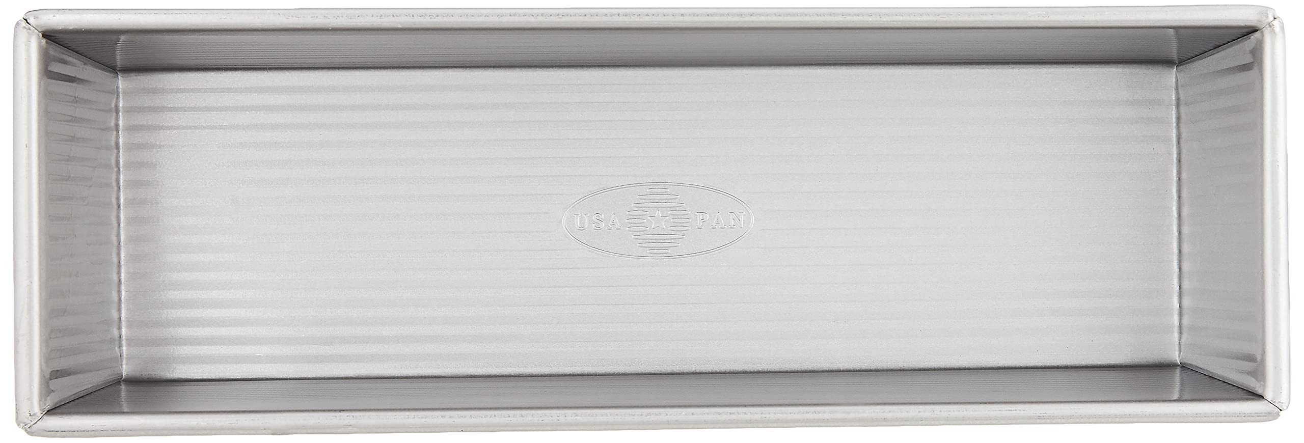 USA Pan detail of fluted exterior that strengthens pan and reduces warping