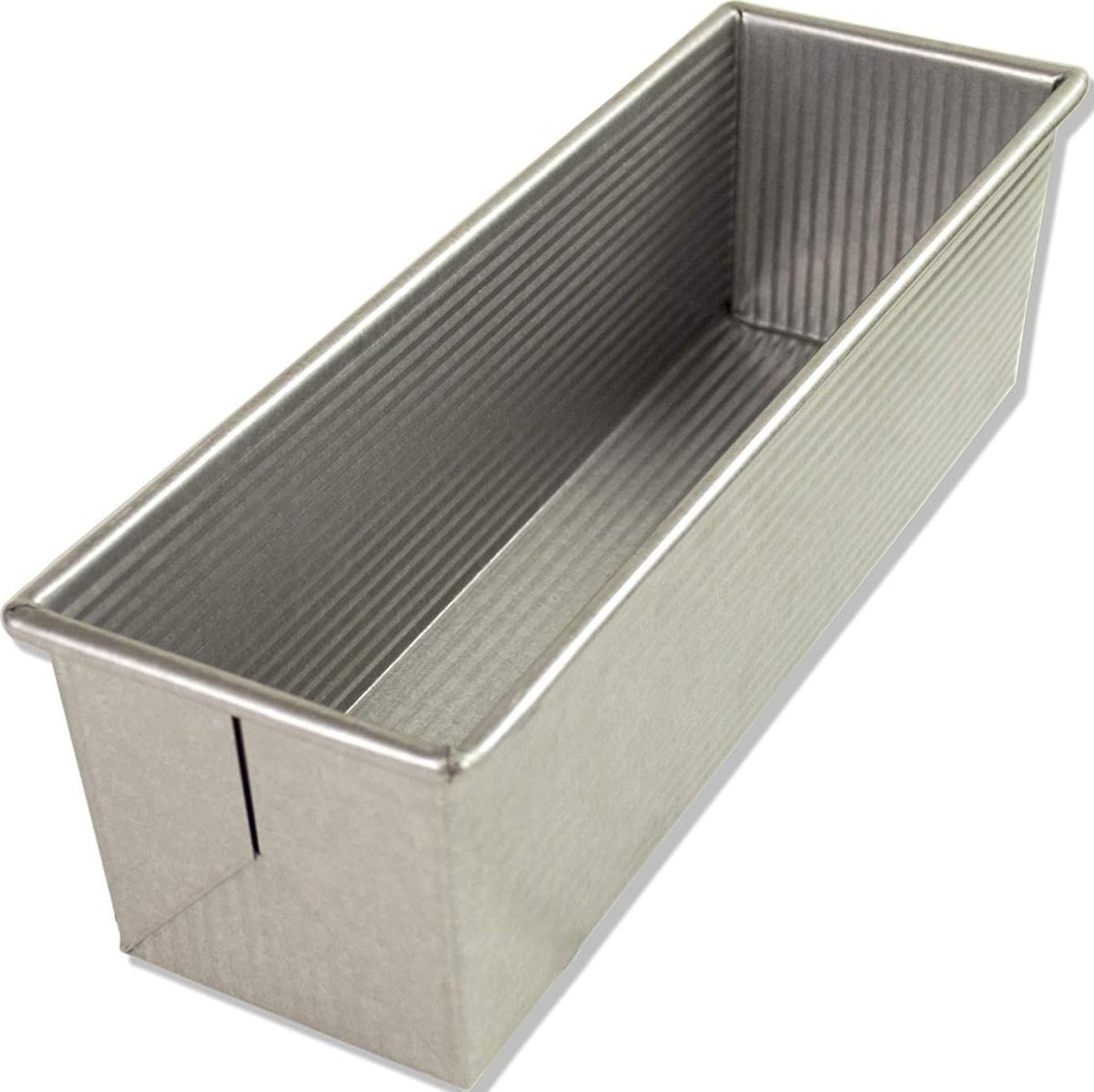 USA Pan front view showing full 13x4x4 loaf pan and durable finish