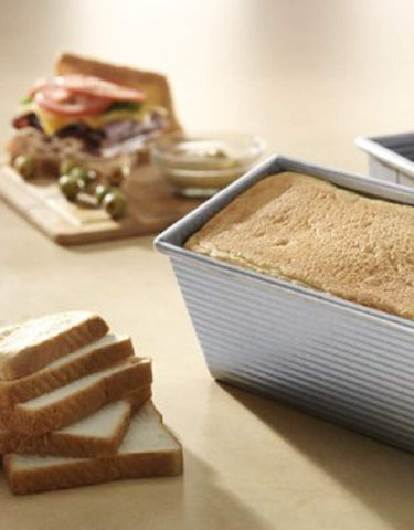 USA Pan in oven baking a Pullman loaf showing even browning