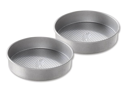 USA Pan front view of 9 inch pan showing rim and coated surface for easy release