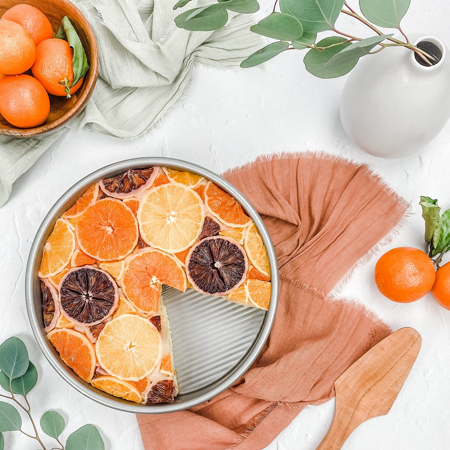 USA Pan with freshly baked cake released cleanly from pan demonstrating quick release