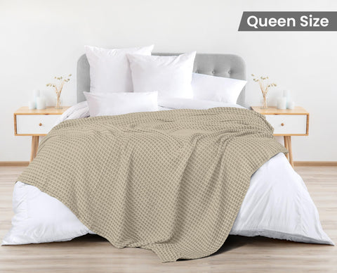 Utopia Bedding self-binding edge detail demonstrating durable neat finish