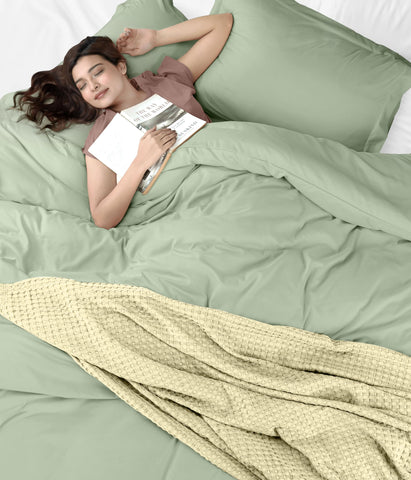 Utopia Bedding neatly folded duvet cover set ready for easy washing and storage