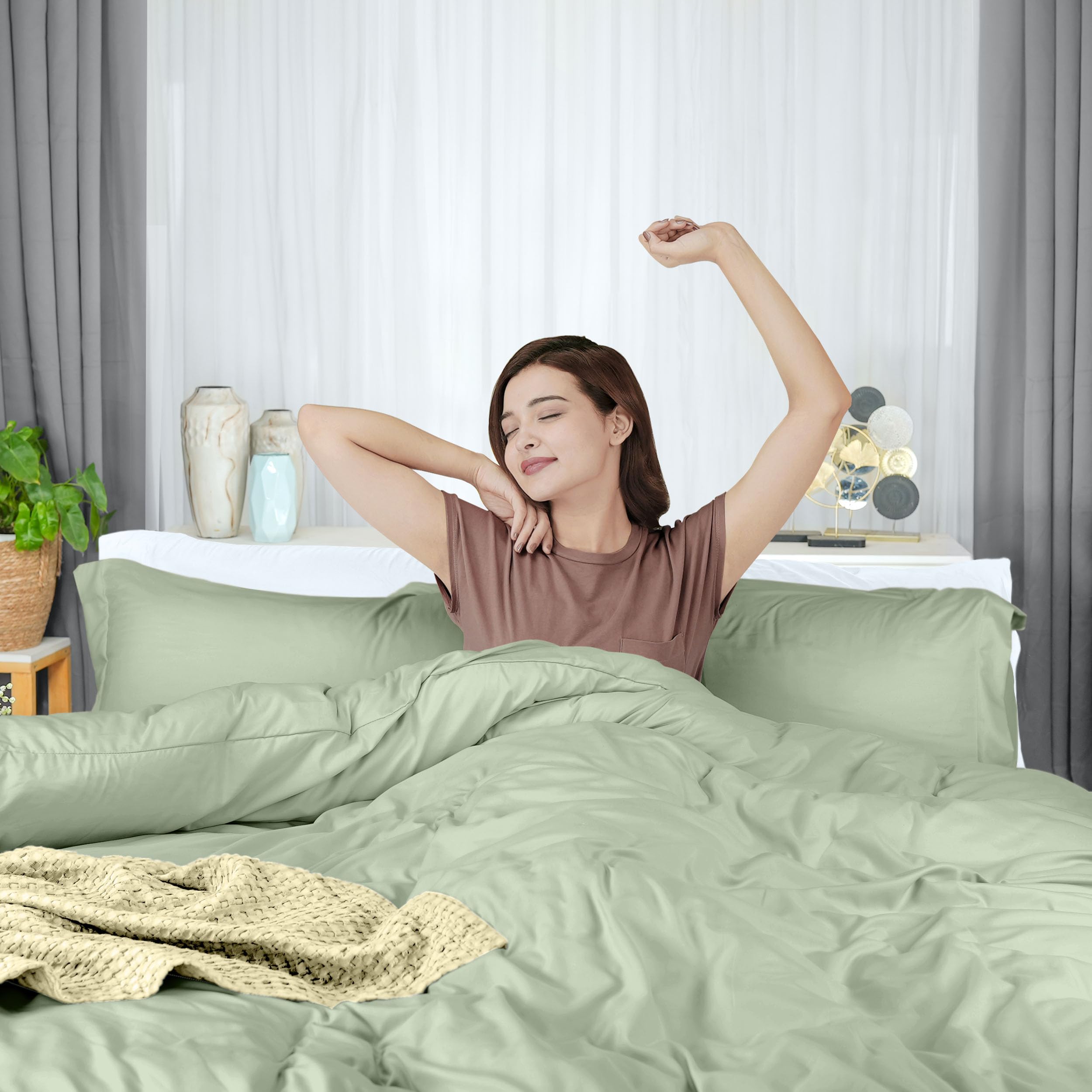 Utopia Bedding interior tie knots close-up keeping comforter from bunching