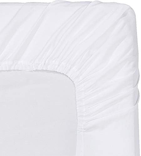 Utopia Bedding elastic hem detail highlighting all-around elastic for snug, non-slip fit