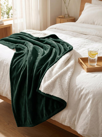 Utopia Bedding hem and double-needle stitching detail for reinforced durability