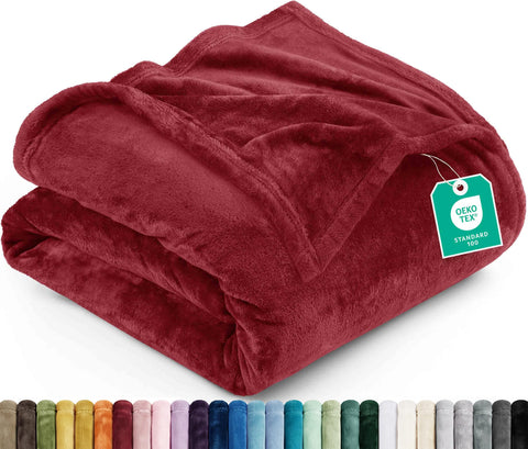 Utopia Bedding folded front view showing burgundy color and plush look for style